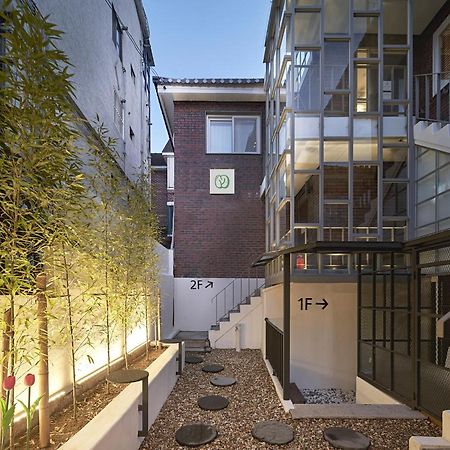 Monday Cracker Hongdae Seul Exterior foto